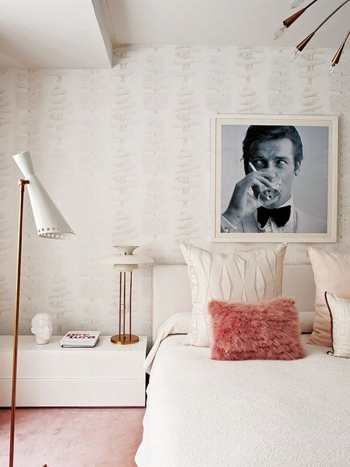 fem_bedroom_14