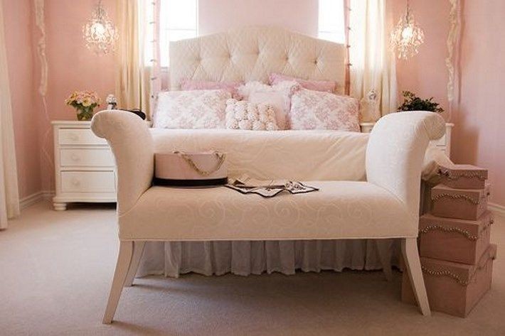 fem_bedroom_27