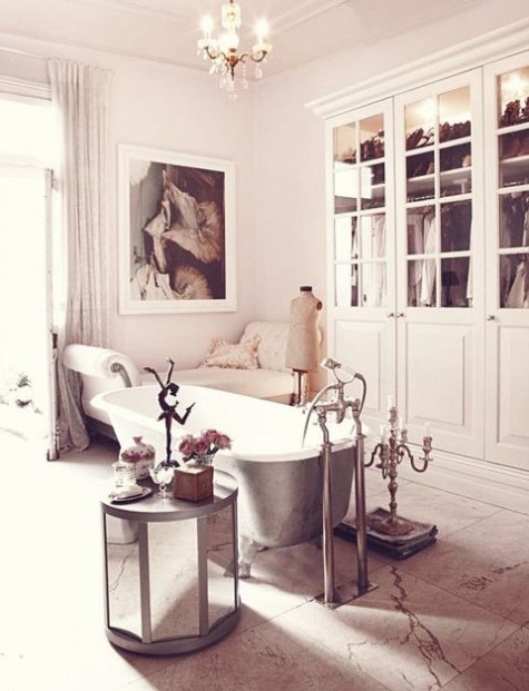 feminine_bathroom_38