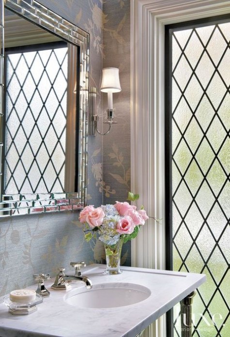 feminine_bathroom_40