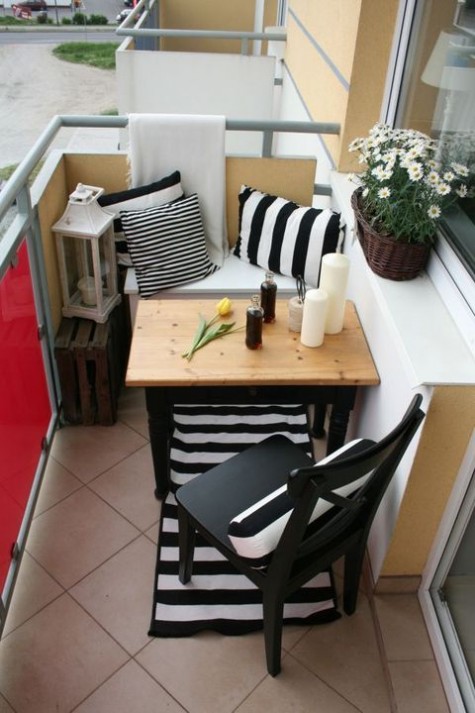 small_balcony_25