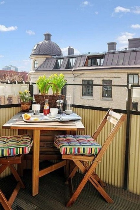 small_balcony_31