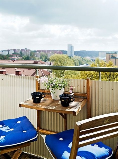 small_balcony_39