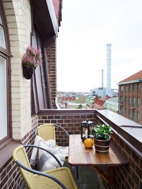 small_balcony_46