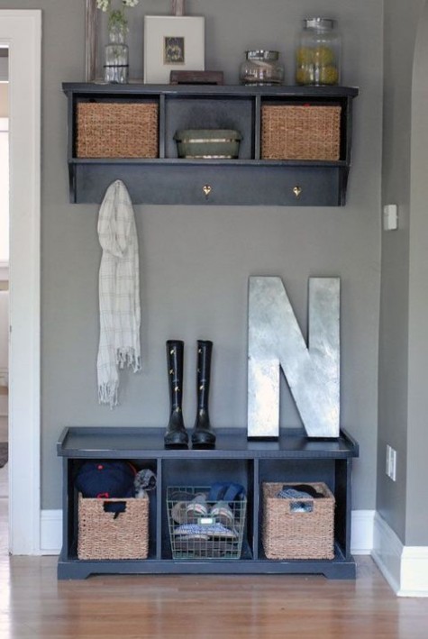 small_mudroom_17