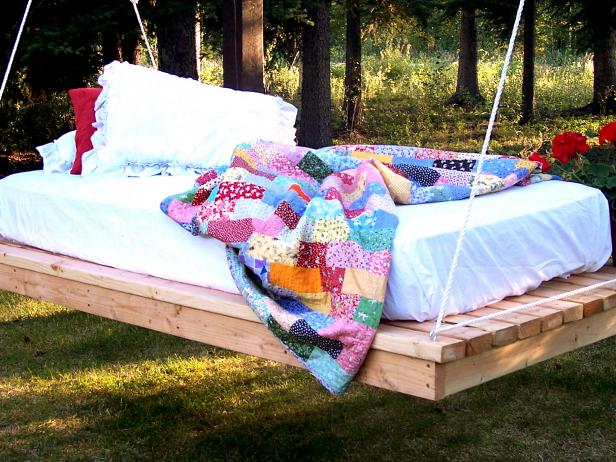 9 Awesome DIY Outdoor Hanging Beds