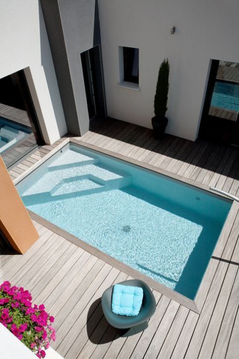 small_pool_11