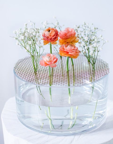 17 Modern DIY Eye-Catching Glass Vases