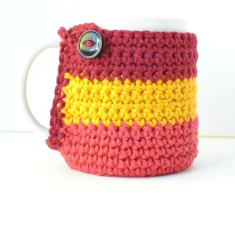 15 DIY Crocheted Mug Cozies To Keep Your Drink Hot