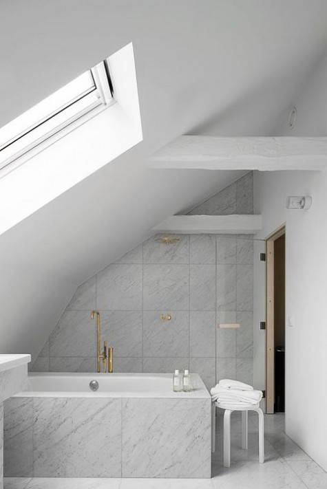 attic_bathroom_42