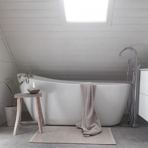 attic_bathroom_44