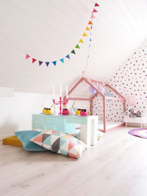 attic_kids_23