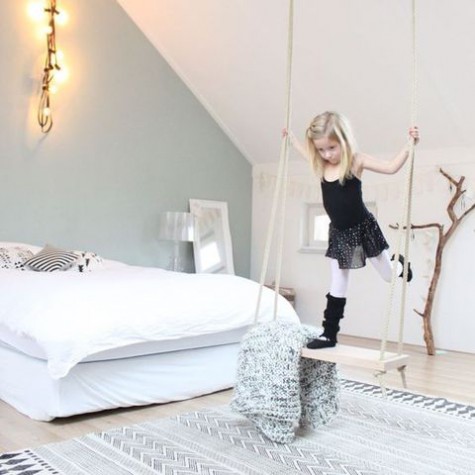 attic_kids_35