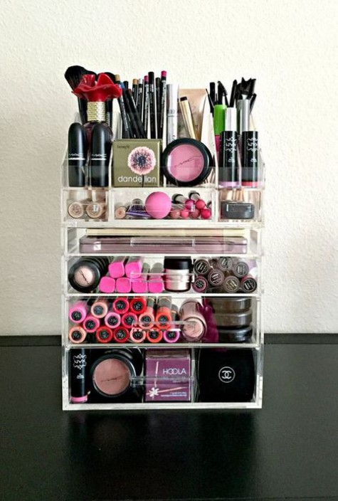 makeup_storage_32