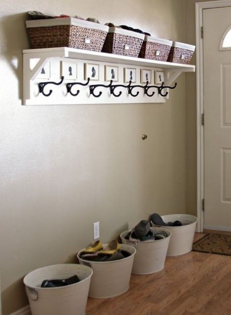 entryway_organization_02