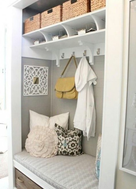 entryway_organization_27