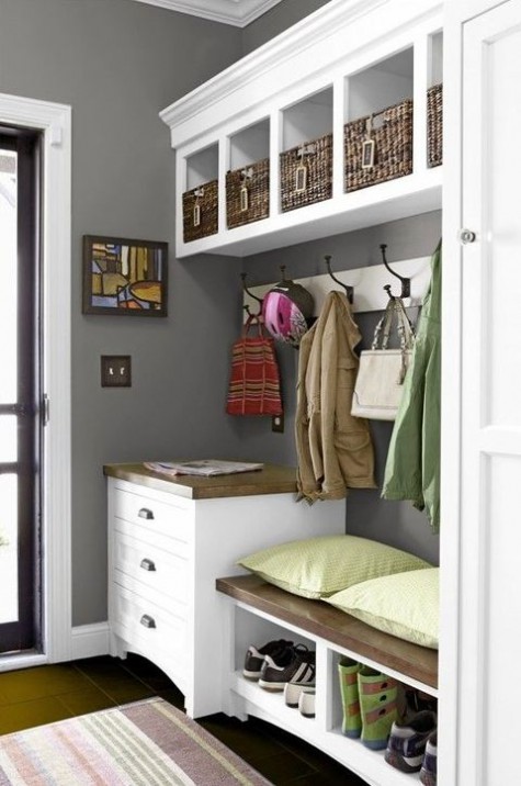 entryway_organization_30