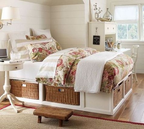 under_the_bed_09