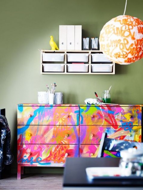 bold handpainted double Tarva dresser