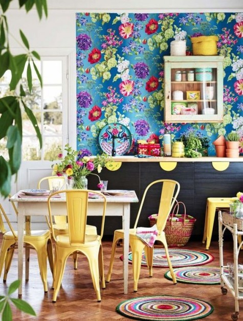 super bold floral print wallpaper for a cheerful feel in the kitchen