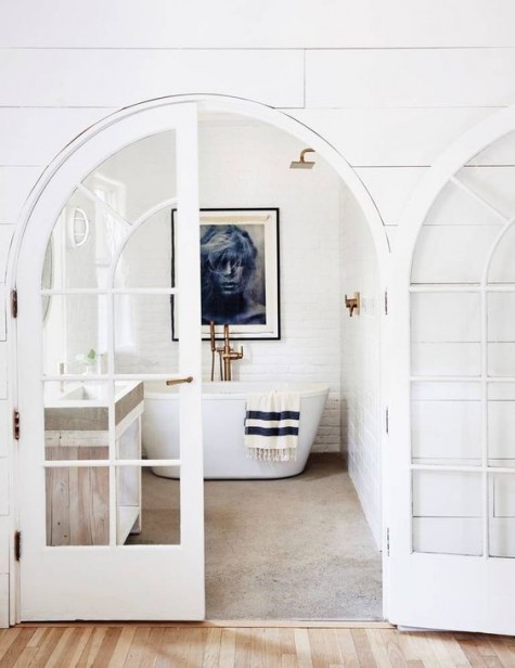 concrete floors in the bathroom is a durable solution, and wood ones are separated with a line