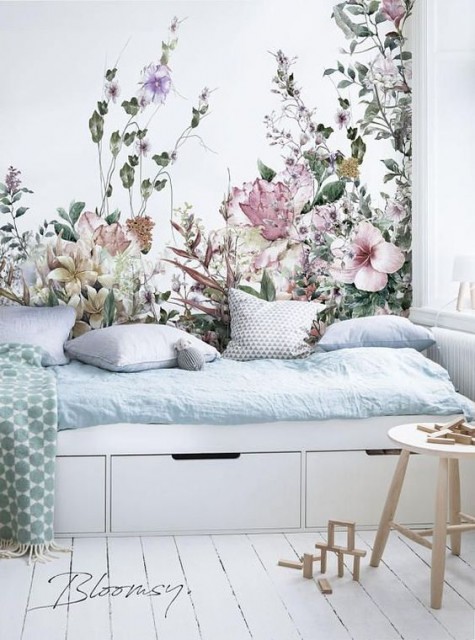 removable floral wallpaper is great for rentals