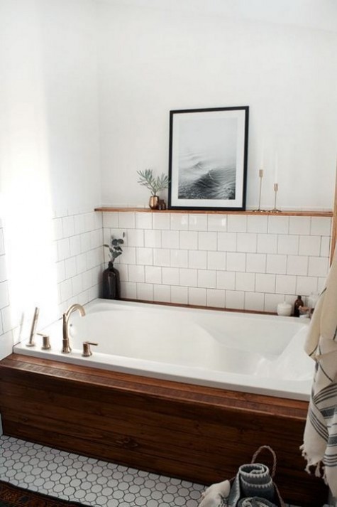 add a relaxed feel with a black and white artowrk showing the sea