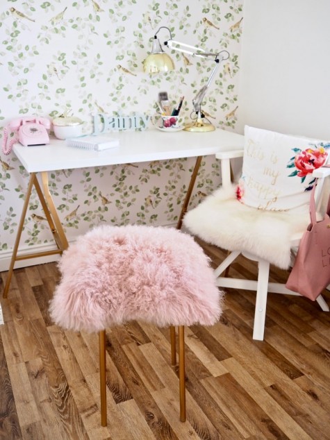 IKEA Marius stool covered with faux fur in pink for a glam touch