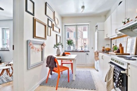 add a touch of personality to a simple contemporary space with a gallery wall of empty frames