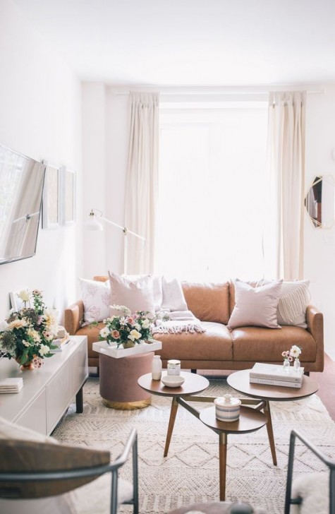 fall neutrals with touches of taupe and brown is pure elegance