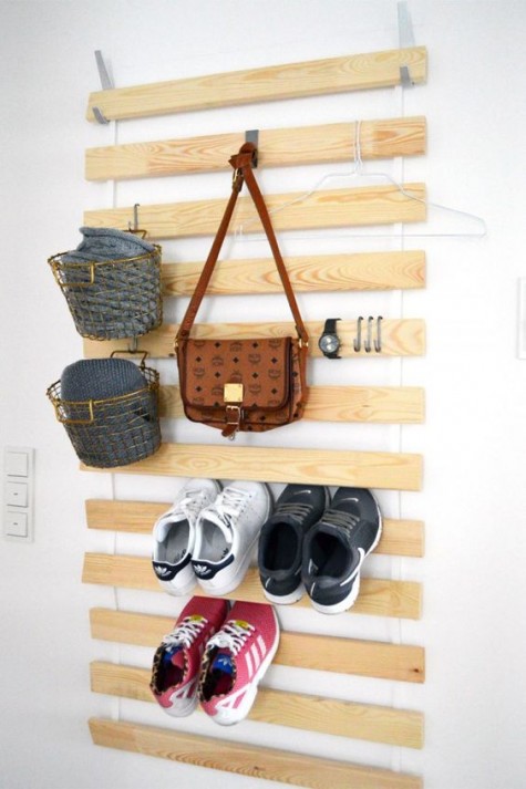 the SULTAN LADE by IKEA for a small entryway
