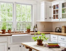 57 Cute Farmhouse Kitchen Designs To Get Inspired